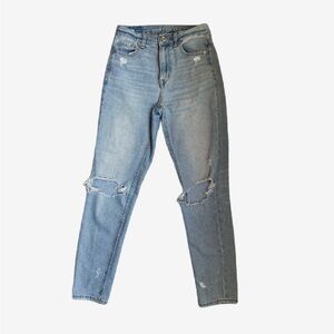 American Eagle Outfitters Light Blue Distressed Mom Jeans